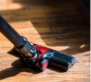 What type of mop is best for vinyl floors